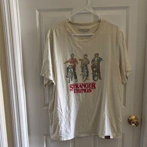 Pull&Bear Cream Stranger Things Tee EU Size XL MEX 42